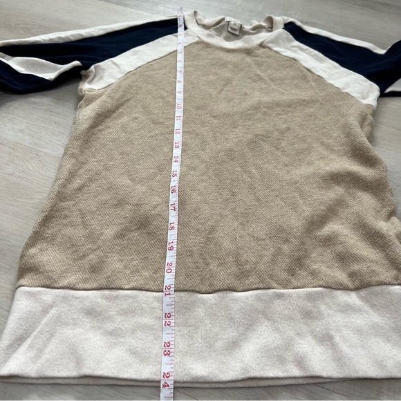 J Crew Multicolor Black White Cream Colorblock Sweatshirt - Picture 6 of 6